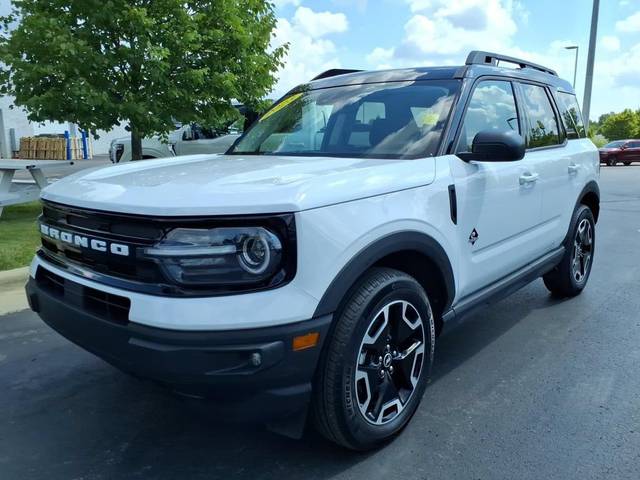 2023 Ford Bronco Sport Outer Banks 4WD photo