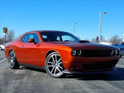2023 Dodge Challenger R/T RWD photo