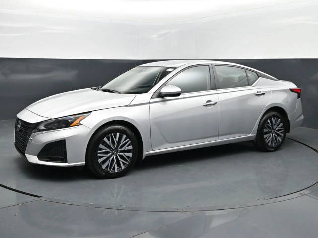 2023 Nissan Altima 2.5 SV AWD photo