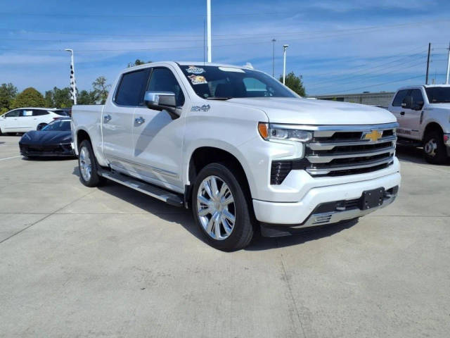 2023 Chevrolet Silverado 1500 High Country 4WD photo