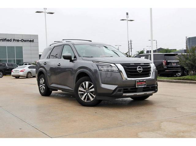 2023 Nissan Pathfinder SL FWD photo