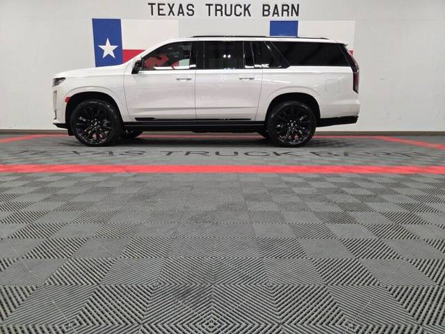 2023 Cadillac Escalade ESV 4WD Sport Platinum 4WD photo