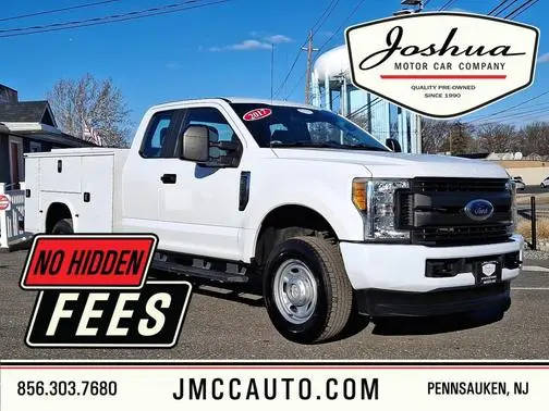 2017 Ford F-250 Super Duty XL 4WD photo