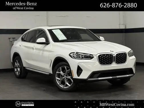 2023 BMW X4 xDrive30i AWD photo