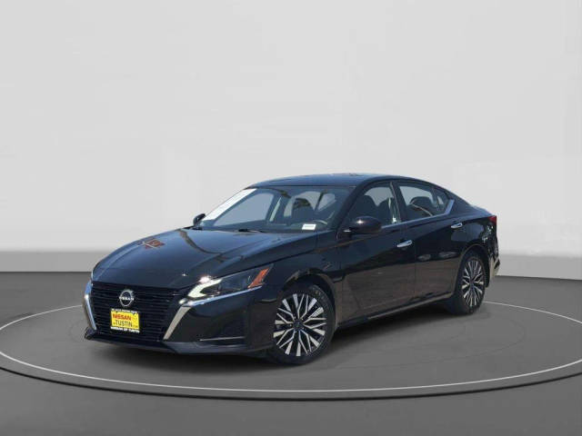 2023 Nissan Altima 2.5 SV FWD photo
