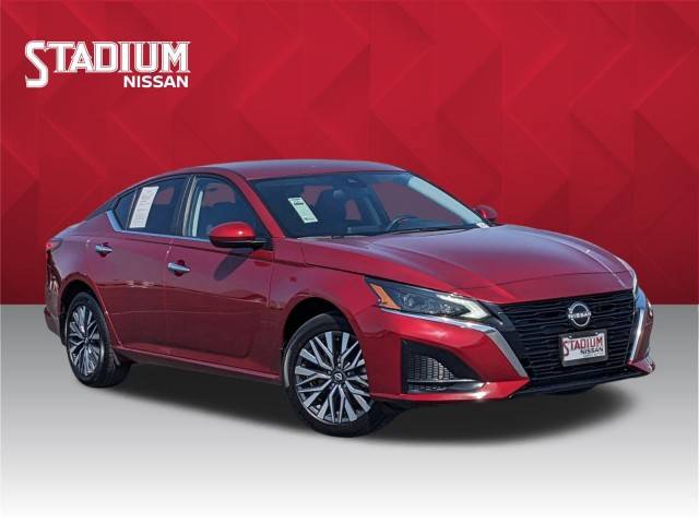 2023 Nissan Altima 2.5 SV AWD photo