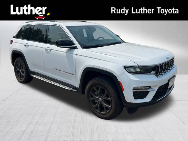 2022 Jeep Grand Cherokee Limited 4WD photo