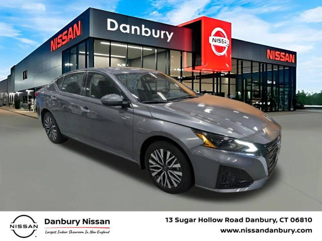 2023 Nissan Altima 2.5 SV AWD photo