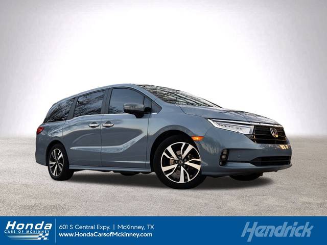 2023 Honda Odyssey Touring FWD photo
