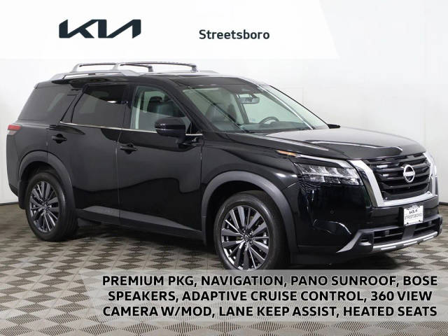 2023 Nissan Pathfinder SL 4WD photo