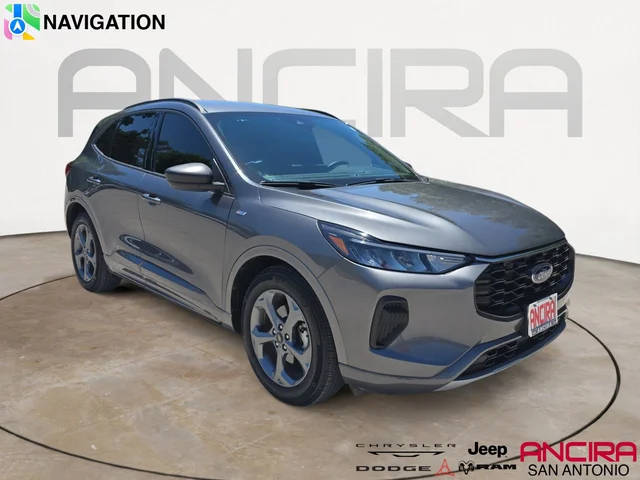 2023 Ford Escape ST-Line FWD photo