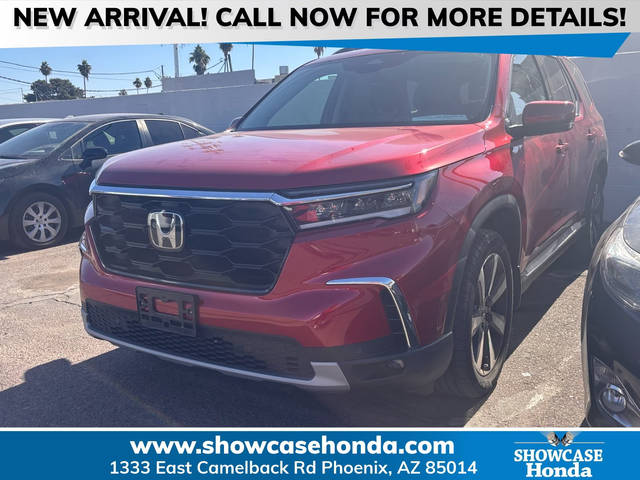 2023 Honda Pilot Touring FWD photo