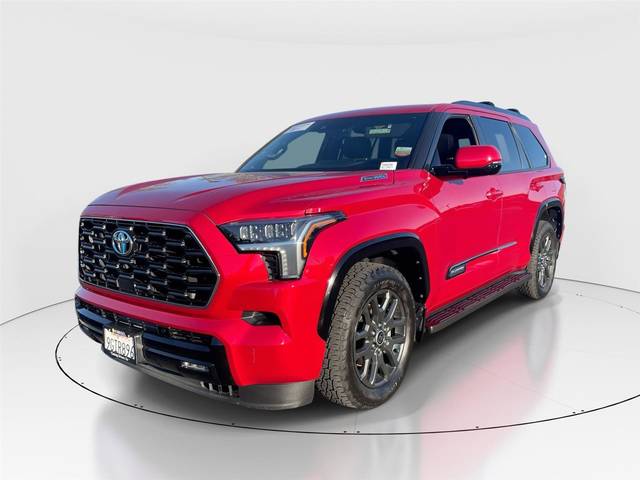 2023 Toyota Sequoia Platinum 4WD photo