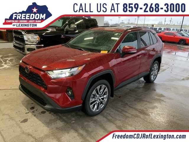 2023 Toyota RAV4 XLE Premium AWD photo