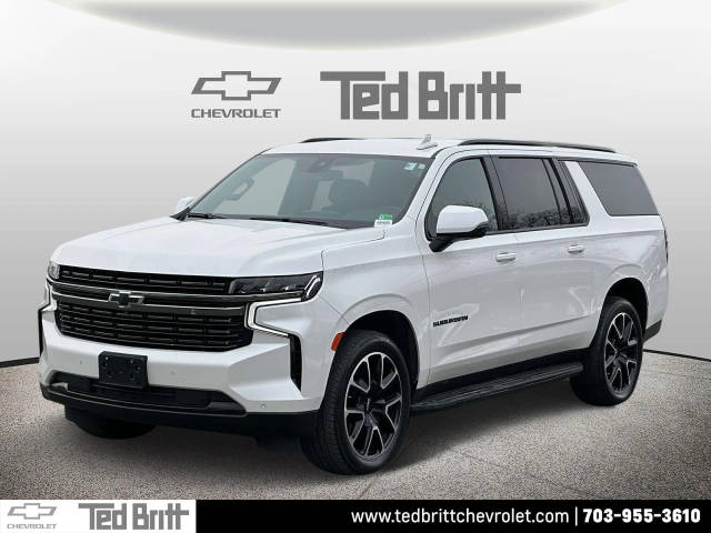 2022 Chevrolet Suburban RST 4WD photo