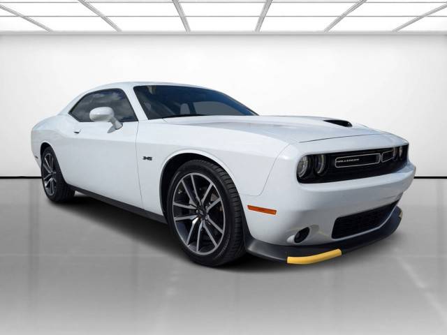 2023 Dodge Challenger R/T RWD photo