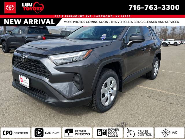 2023 Toyota RAV4 LE FWD photo