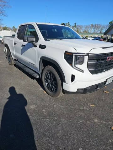 2023 GMC Sierra 1500 Pro 4WD photo