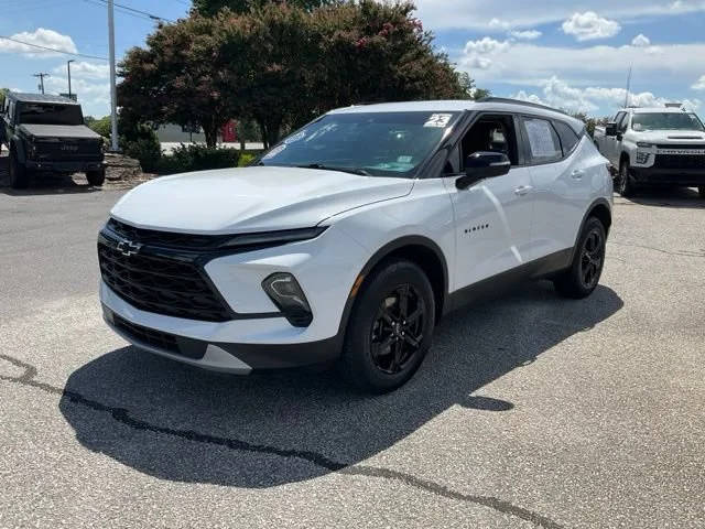 2023 Chevrolet Blazer LT FWD photo