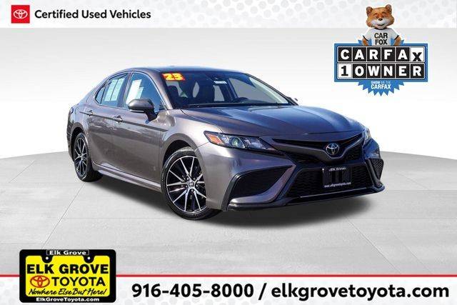 2023 Toyota Camry SE FWD photo