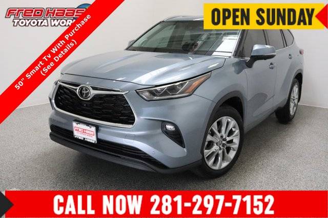 2023 Toyota Highlander Limited FWD photo