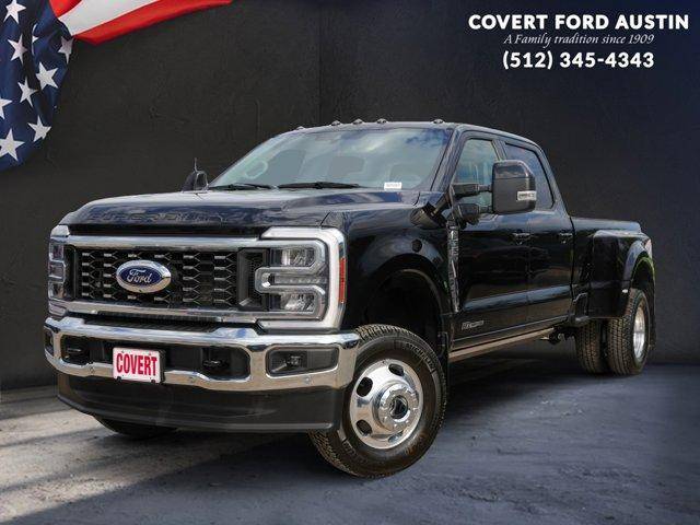 2023 Ford F-350 Super Duty LARIAT 4WD photo