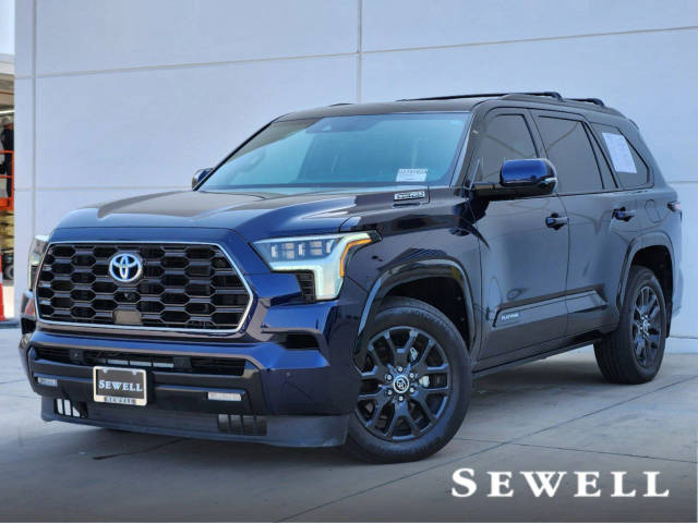 2023 Toyota Sequoia Platinum 4WD photo