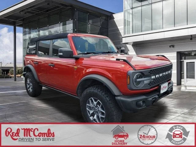 2023 Ford Bronco 4 Door Black Diamond 4WD photo