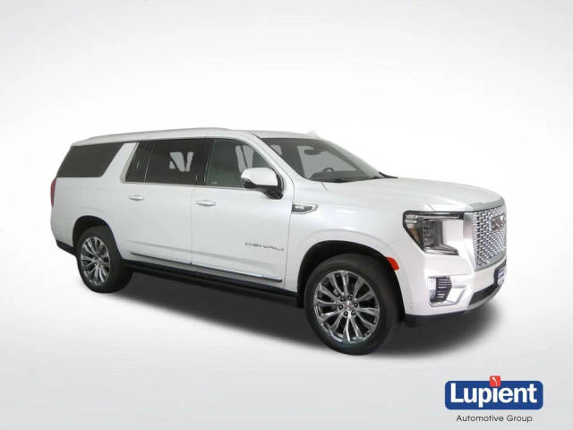 2023 GMC Yukon XL Denali 4WD photo