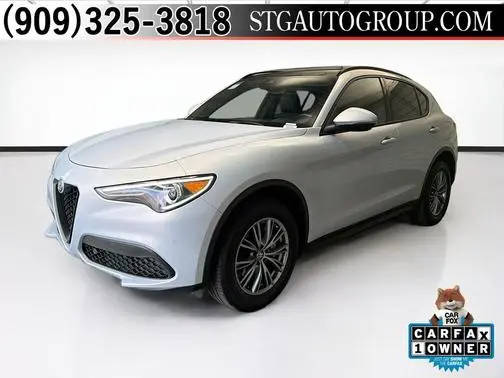 2023 Alfa Romeo Stelvio Sprint AWD photo