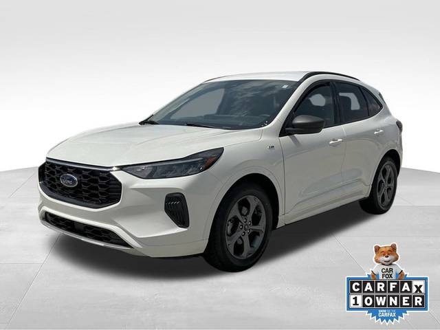 2023 Ford Escape ST-Line FWD photo