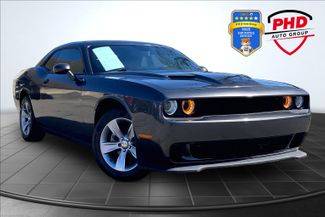 2021 Dodge Challenger SXT RWD photo