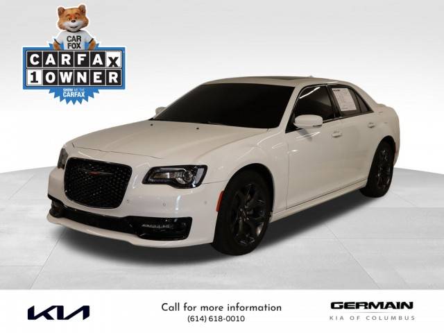 2023 Chrysler 300 300S RWD photo