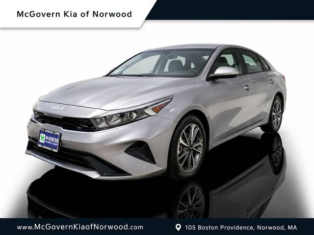 2023 Kia Forte LXS FWD photo