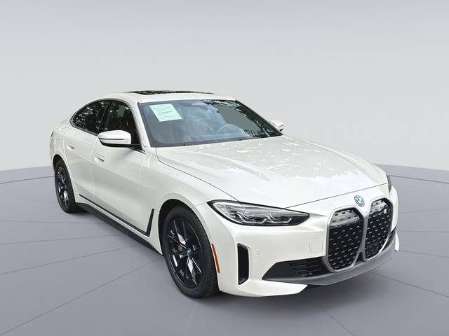 2023 BMW i4 eDrive40 RWD photo
