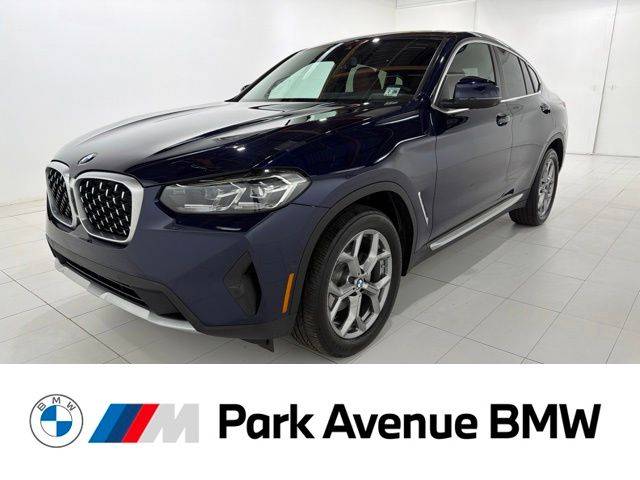 2023 BMW X4 xDrive30i AWD photo