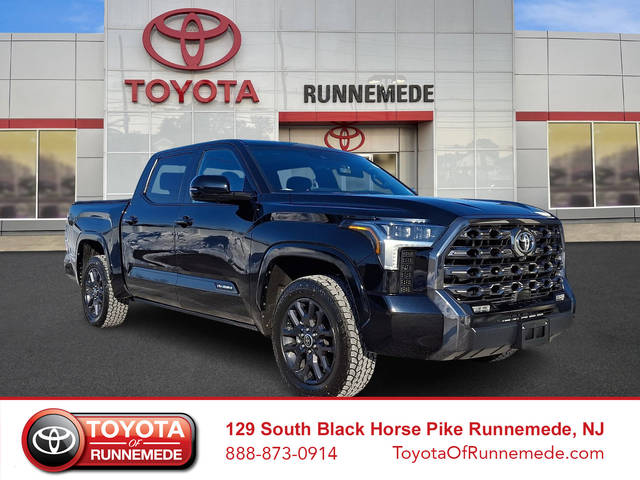 2023 Toyota Tundra Platinum 4WD photo