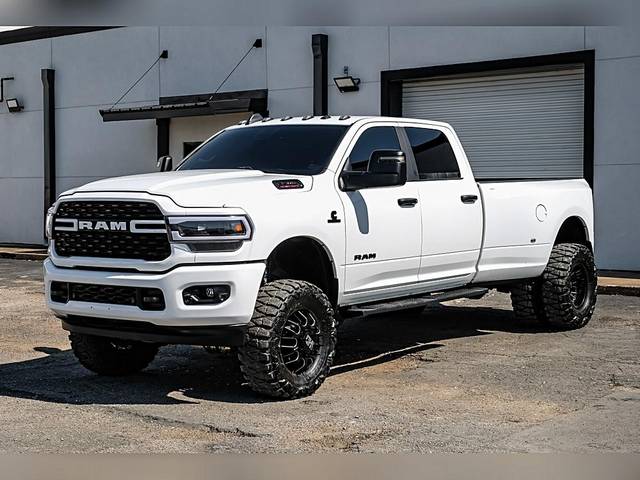 2023 Ram 3500 Big Horn 4WD photo