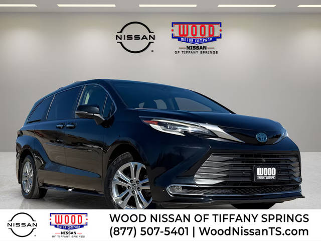 2023 Toyota Sienna Platinum AWD photo