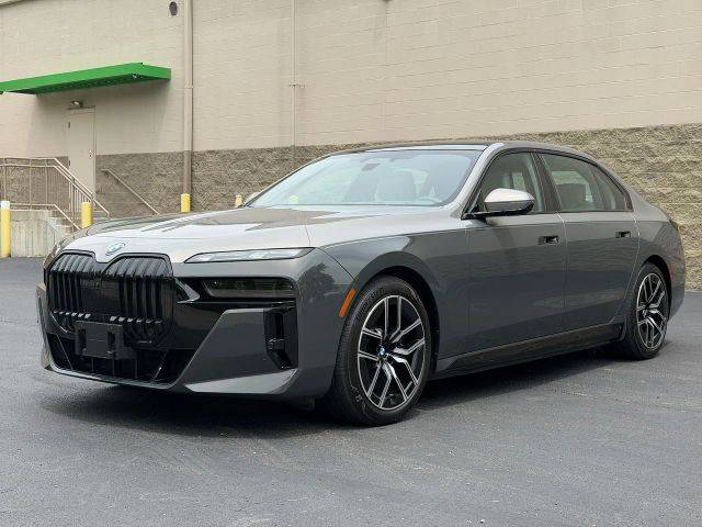 2023 BMW i7 xDrive60 AWD photo