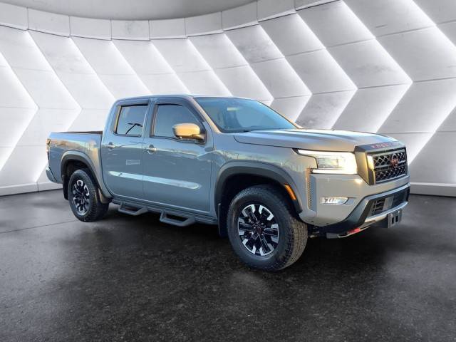 2023 Nissan Frontier PRO-4X 4WD photo
