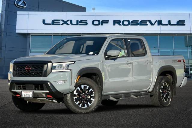 2023 Nissan Frontier PRO-4X 4WD photo