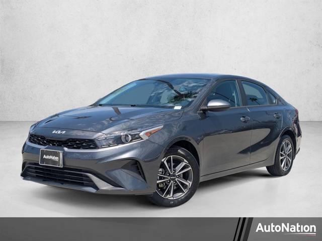 2023 Kia Forte LXS FWD photo