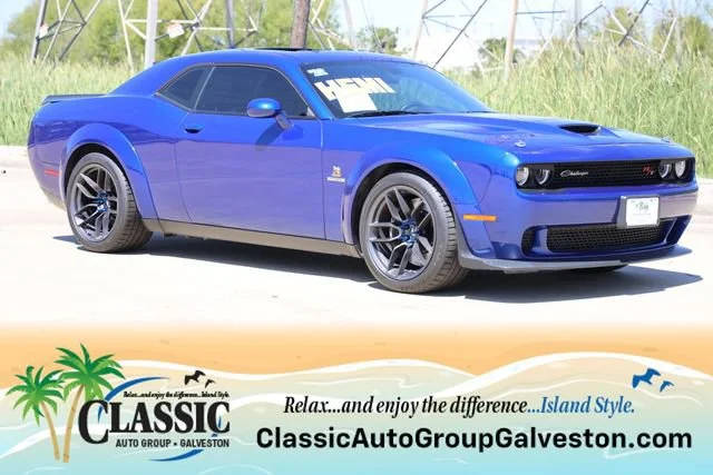2022 Dodge Challenger R/T Scat Pack Widebody RWD photo