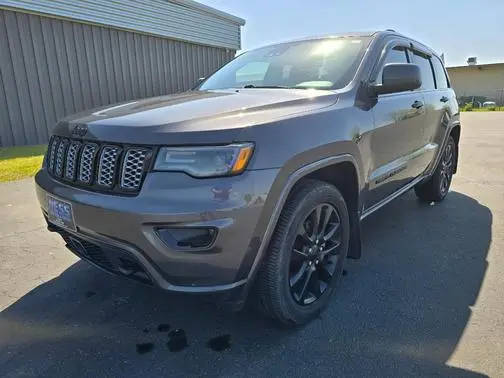 2020 Jeep Grand Cherokee Altitude 4WD photo