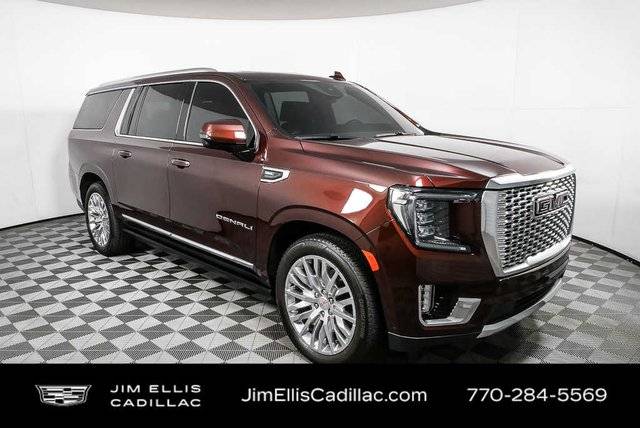 2023 GMC Yukon XL Denali 4WD photo