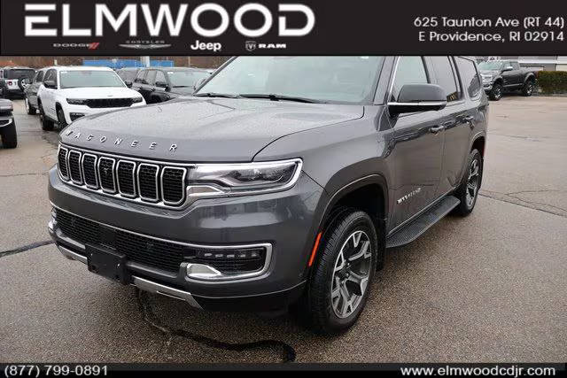 2023 Jeep Wagoneer Series III 4WD photo