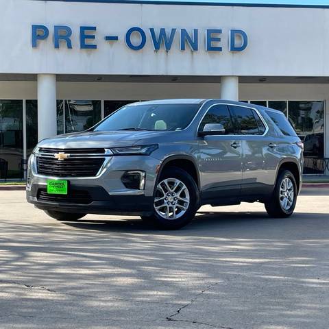 2023 Chevrolet Traverse LS FWD photo