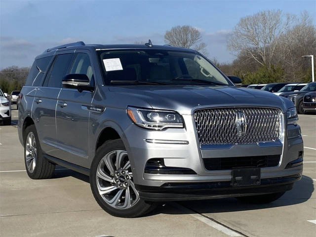 2023 Lincoln Navigator Reserve RWD photo