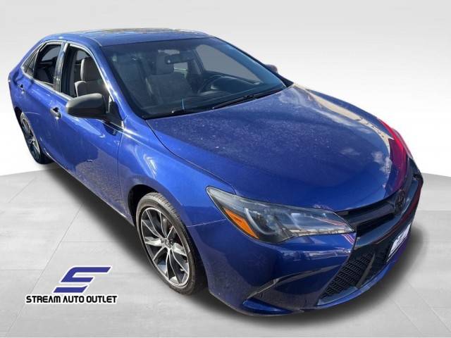 2015 Toyota Camry XSE FWD photo